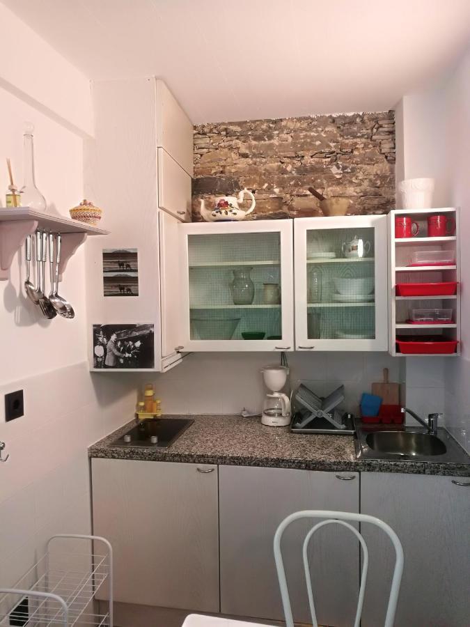 One Bedroom Appartement With Enclosed Garden And Wifi At Lourenza Exterior foto